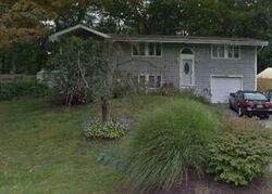 Pre-foreclosure in  ARROWHEAD LN East Setauket, NY 11733