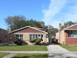 Pre-foreclosure in  EVERS ST Dolton, IL 60419