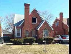 Pre-foreclosure in  TRACEY ST Detroit, MI 48235