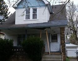 Pre-foreclosure in  E 128TH ST Cleveland, OH 44120