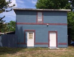 Pre-foreclosure in  KIMBALL AVE Tampa, FL 33614