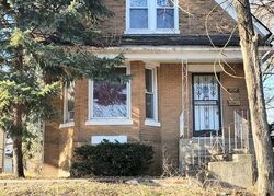 Pre-foreclosure in  S YALE AVE Chicago, IL 60628