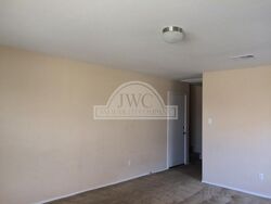 Pre-foreclosure in  DEVONSHIRE CT Killeen, TX 76542