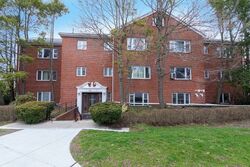 Pre-foreclosure in  CENTRE ST  Newton, MA 02458