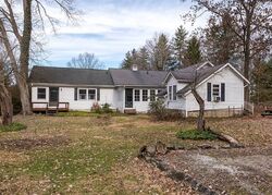 Pre-foreclosure in  SOLON RD Chagrin Falls, OH 44022