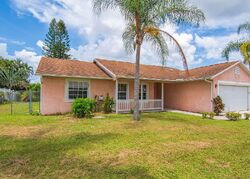Pre-foreclosure in  Nw Milner Dr Port Saint Lucie, FL 34983