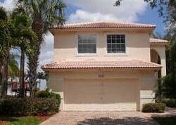  Nw 13th St, Hollywood FL