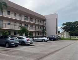 Pre-foreclosure in  SUNRISE LAKES BLVD  Fort Lauderdale, FL 33322