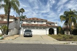 Pre-foreclosure in  AVENIDA ARCONTE Murrieta, CA 92562