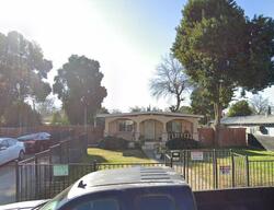 Pre-foreclosure in  JEFFERSON AVE Sacramento, CA 95833