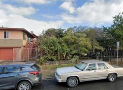 Pre-foreclosure in  HEMLOCK ST San Diego, CA 92113