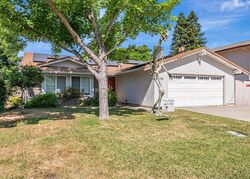 Pre-foreclosure in  GARRY OAK DR Citrus Heights, CA 95610