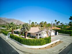 Pre-foreclosure in  E BUENA VISTA DR Palm Springs, CA 92262