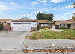Pre-foreclosure in  Farnsworth St San Leandro, CA 94579