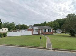 Pre-foreclosure in  STUKELEY LN Richmond, VA 23227