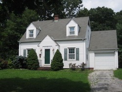 Pre-foreclosure in  FENWICK DR Penns Grove, NJ 08069