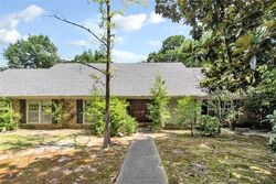 Pre-foreclosure in  Winnie Way Mobile, AL 36608