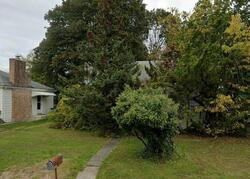 Pre-foreclosure in  Locust Ln Harrisburg, PA 17109