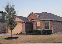 Pre-foreclosure in  Creekview Dr Azle, TX 76020
