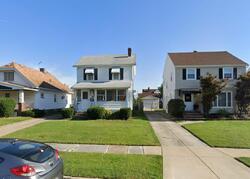 Pre-foreclosure in  Ridgefield Ave Cleveland, OH 44129