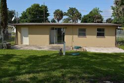 Pre-foreclosure in  Sandra Dr Port Richey, FL 34668
