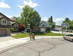 Pre-foreclosure in  S Lindfield Cir Sandy, UT 84093