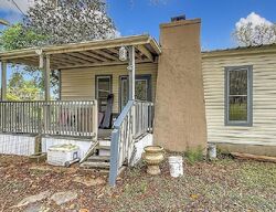 Pre-foreclosure in  SE 64th Pl Ocklawaha, FL 32179