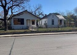 Pre-foreclosure in  N Gevers St San Antonio, TX 78202