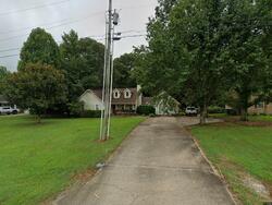Pre-foreclosure in  Carriger Rd Hazel Green, AL 35750