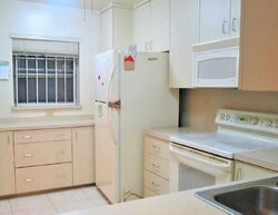 Pre-foreclosure in  Ne 10th Ave  Miami, FL 33162