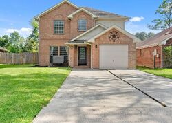 Pre-foreclosure in  Overland Trl Dickinson, TX 77539