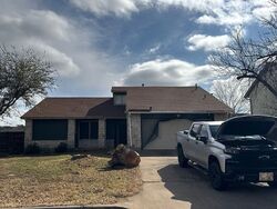Pre-foreclosure in  Hornet Dr Austin, TX 78749