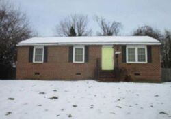 Pre-foreclosure in  Farmer St Petersburg, VA 23803
