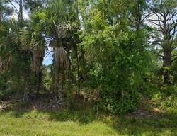 Pre-foreclosure in  Yarrow St Port Charlotte, FL 33981