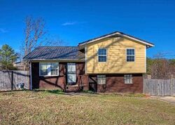 Pre-foreclosure in  Country View Dr Birmingham, AL 35215