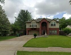 Pre-foreclosure in  Woodcraft St Houston, TX 77025
