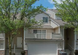 Pre-foreclosure in  Santa Vera Dr Chanhassen, MN 55317