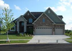 Pre-foreclosure in  WATERS EDGE CT Yorkville, IL 60560
