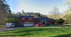 Pre-foreclosure in  Converse Rd Fowlerville, MI 48836