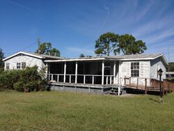 Pre-foreclosure in  Pinewood Dr Fort Meade, FL 33841