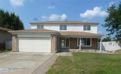 Pre-foreclosure in  FAIRFIELD DR Sterling Heights, MI 48310