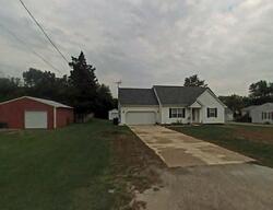 Pre-foreclosure in  Packard Rd Temperance, MI 48182