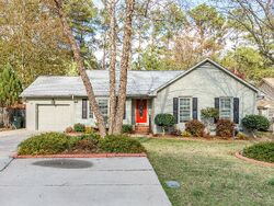  Geiberger Dr, Fayetteville NC