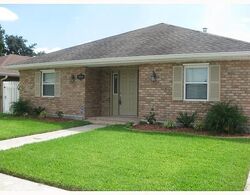 Pre-foreclosure in  Earl Dr Meraux, LA 70075
