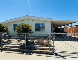 Pre-foreclosure in  Sahara Ln Bakersfield, CA 93313