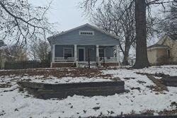 Pre-foreclosure in  N Oak St Ottawa, KS 66067
