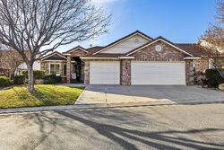 Pre-foreclosure in  N Mall Dr Unit 44 Saint George, UT 84790