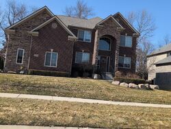 Pre-foreclosure in  Hillcrest Dr Washington, MI 48094