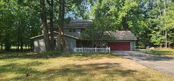  Beechnut Ct, Stanwood MI