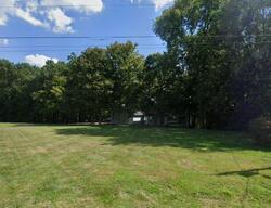 Pre-foreclosure in  River Cliff Dr Mount Washington, KY 40047